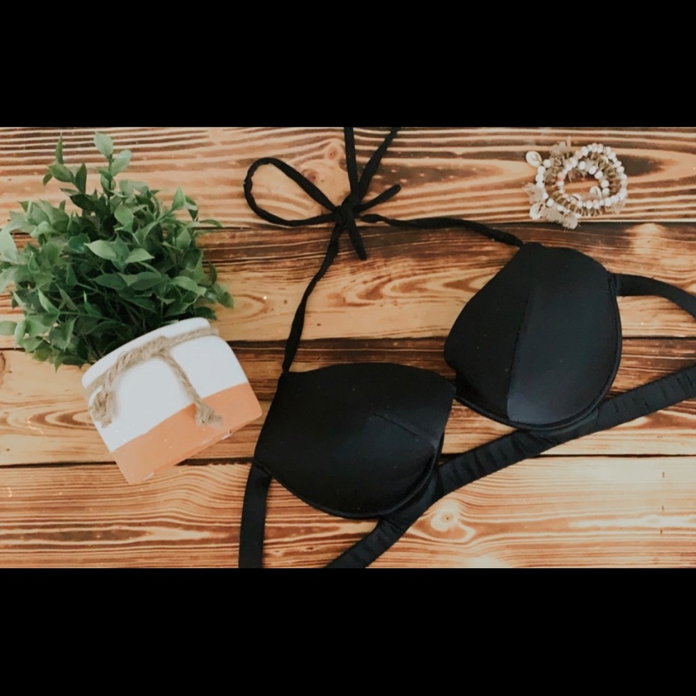 Black Swimsuit Top